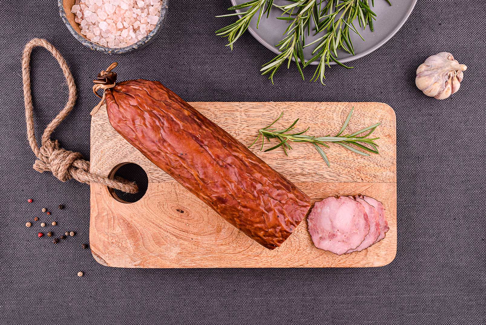 Kiełbasa krakowska sucha pokrojona w plastry